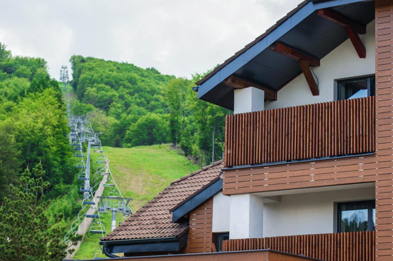 Penzion Deer Valča Exterior foto